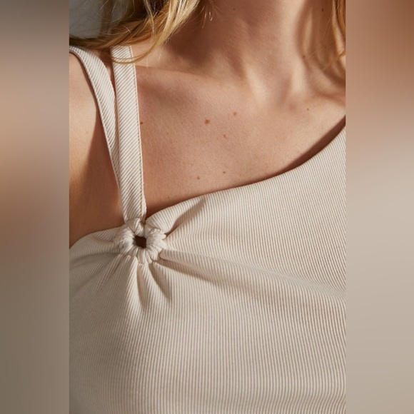 Anthropologie Sunday In Brooklyn Ribbed One Shoulder Top In Beige Size Medium - Picture 4 of 12